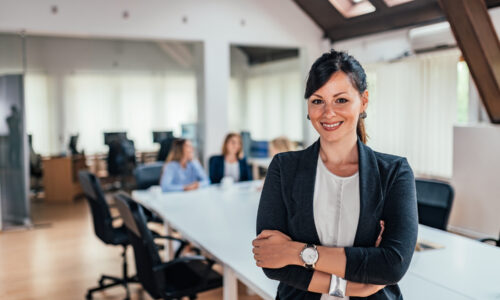 WOMEN IN CLUB OPERATIONS